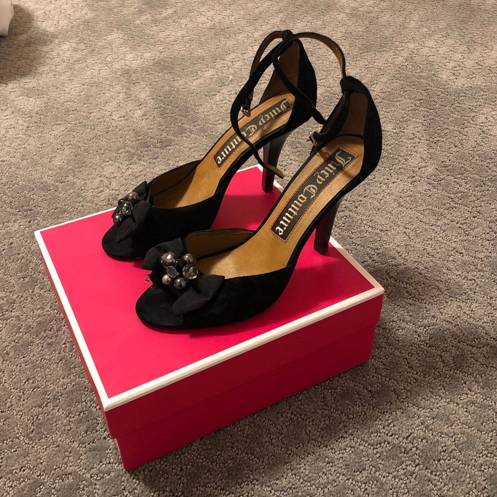 Juicy Couture Black Deco Heels
